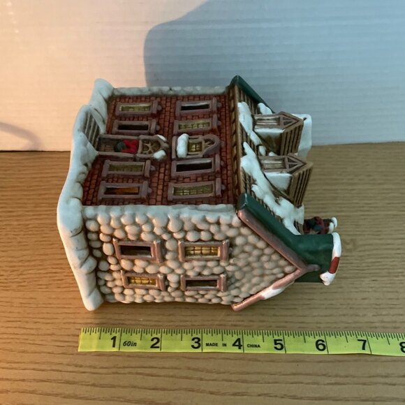 Dickensville Vintage Village Ratcliffe House  2 Story Brick Stone Detail Lighted - Picture 11 of 11